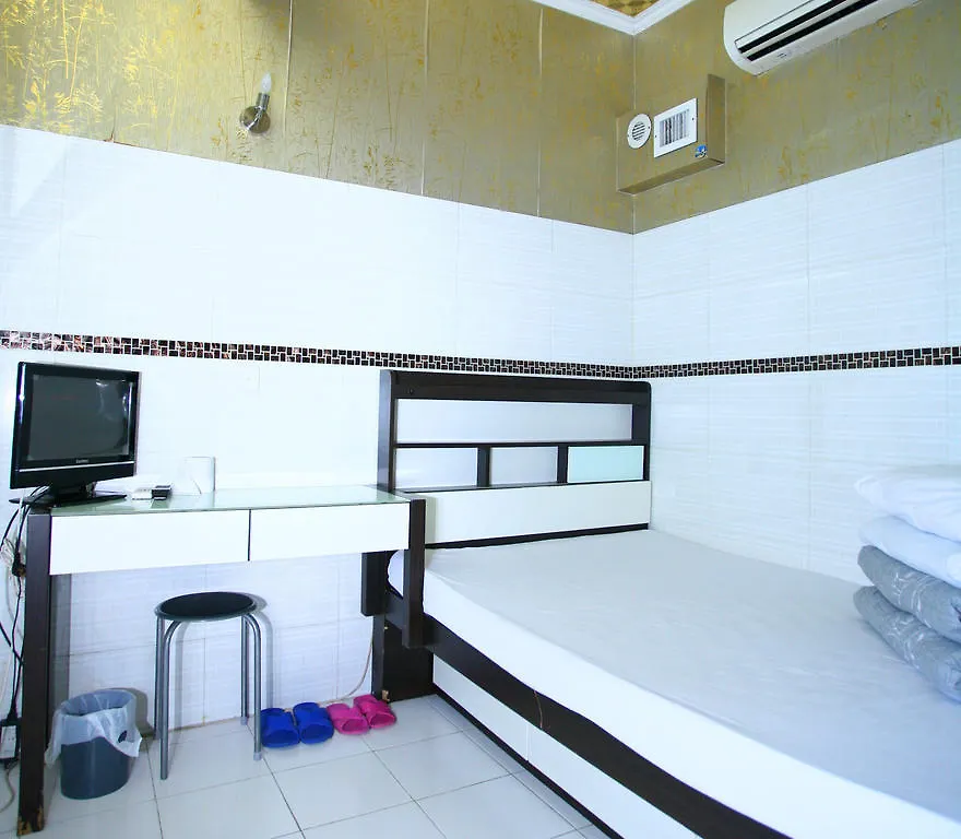 Penzion H K Commercial Inn Kowloon