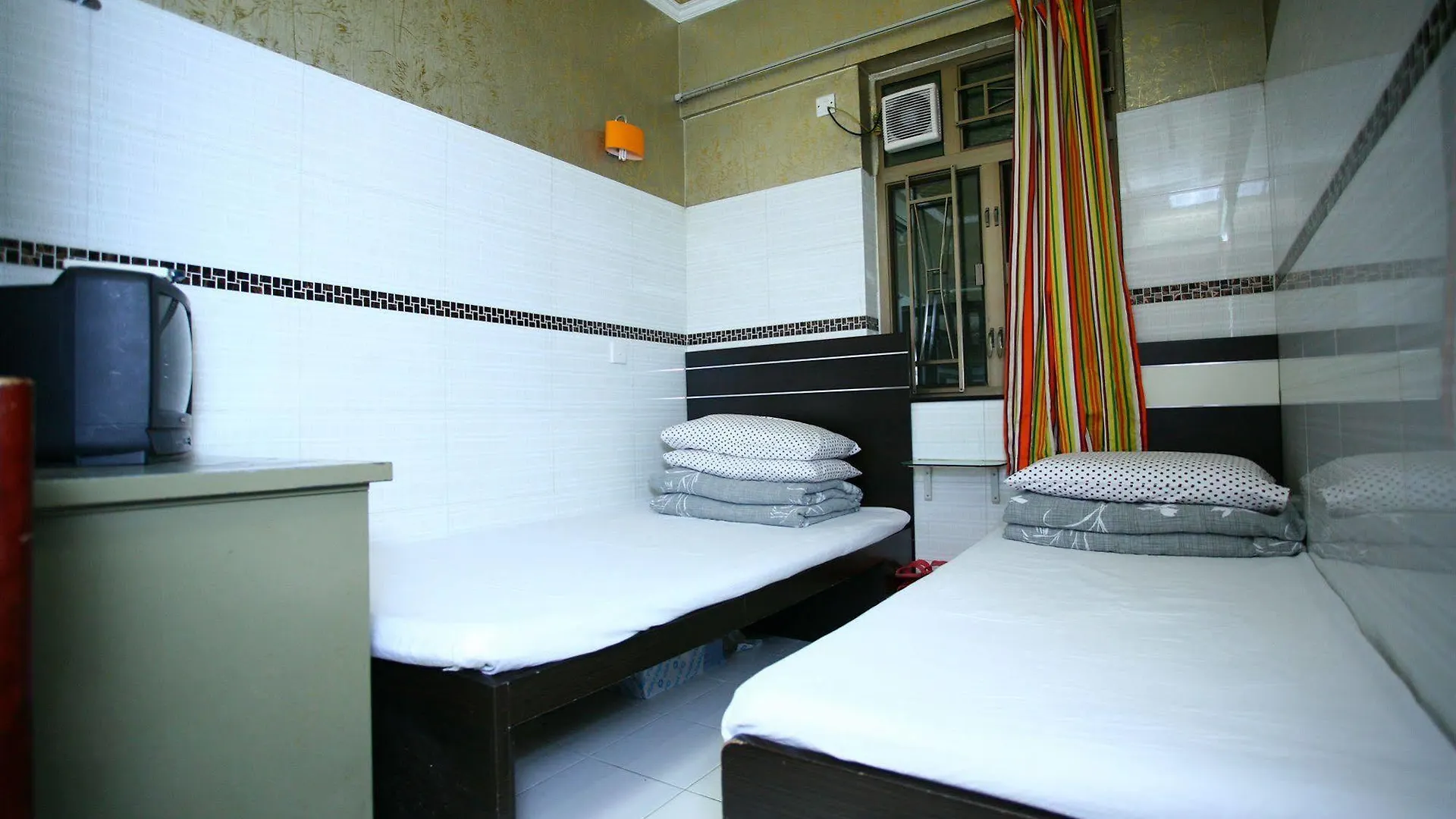 Penzion H K Commercial Inn Kowloon