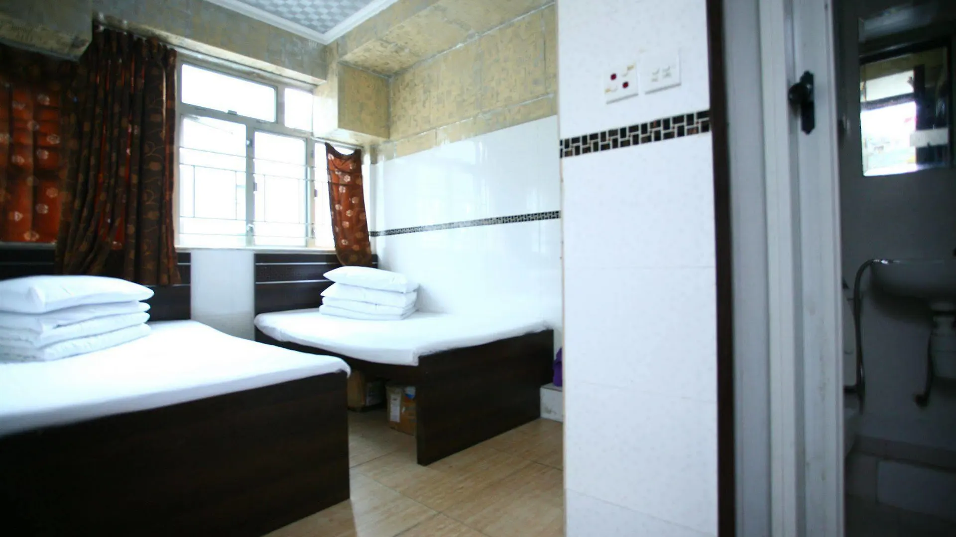 H K Commercial Inn Kowloon  Penzion Kowloon (Hong Kong)